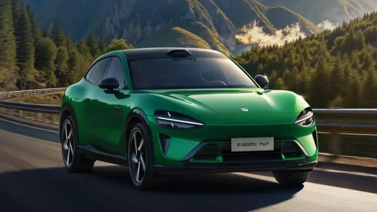 小米雷軍直播拆YU7新車!親揭「這點」回應各界質疑用料