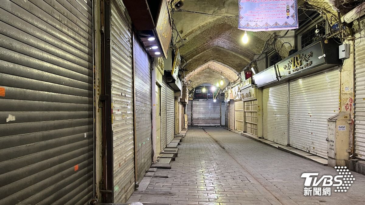 伊朗經濟抗議潮升溫!警民衝突釀逾27人死、1警中彈亡