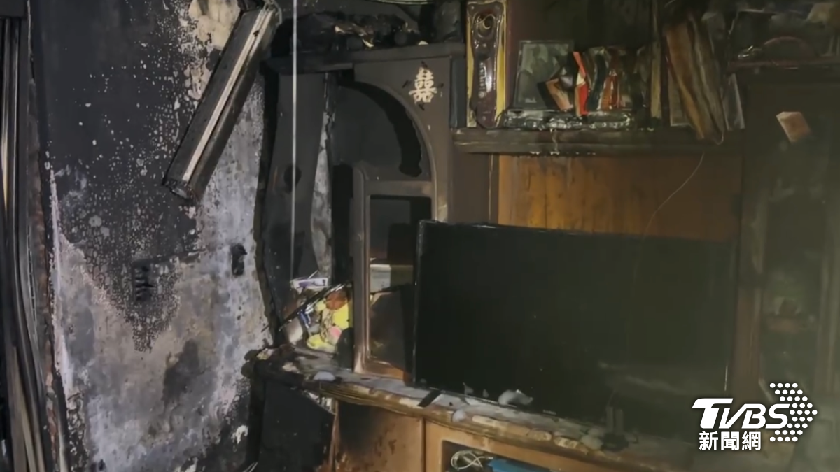 基隆民宅暗夜大火 父女困火場「倒臥房間」插管搶救中