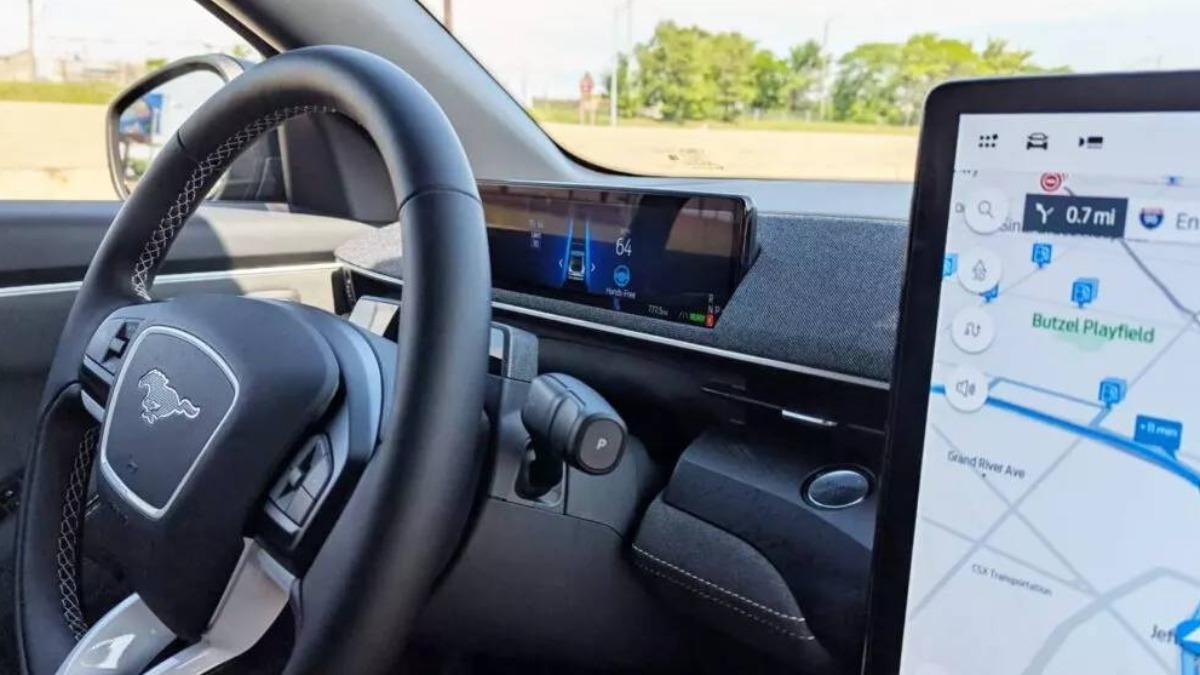 告別豪車專利!福特揭2028藍圖 Level 3自駕下放百萬元車