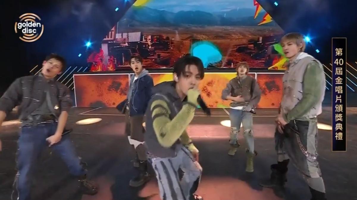 金唱片40/CORTIS來了!曲目是這首 全場3.3萬人叫到掀翻屋頂