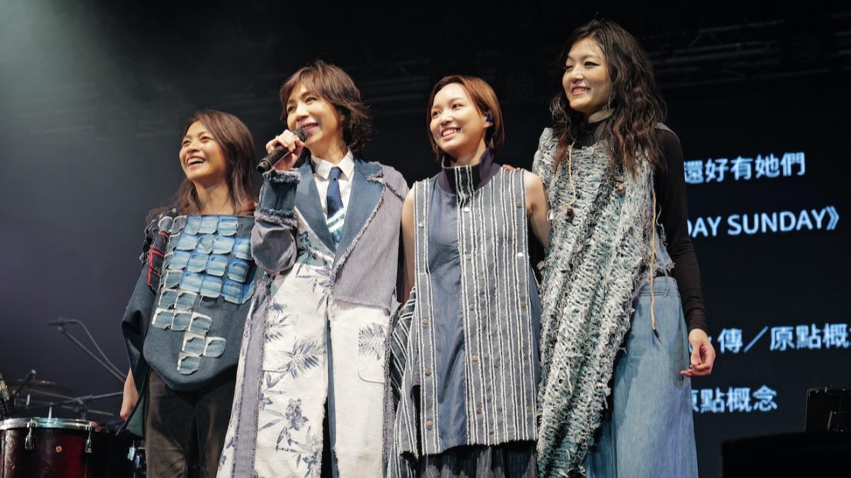 「萬芳與壯女們」帶來多首經典好歌。(圖/Legacy Taipei、原點概念提供) 圖/「萬芳與壯女們」帶來多首經典好歌。(TVBS 提供)