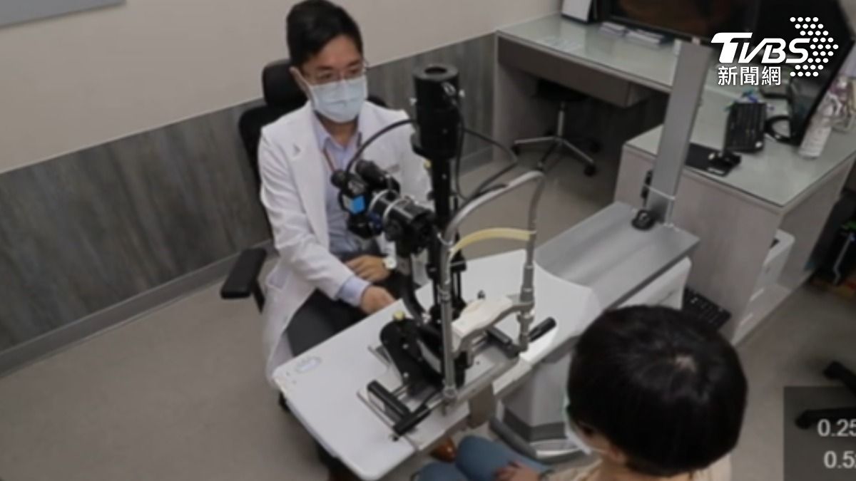 LED燈照明恐傷細胞?專家示警「4習慣」護眼睛