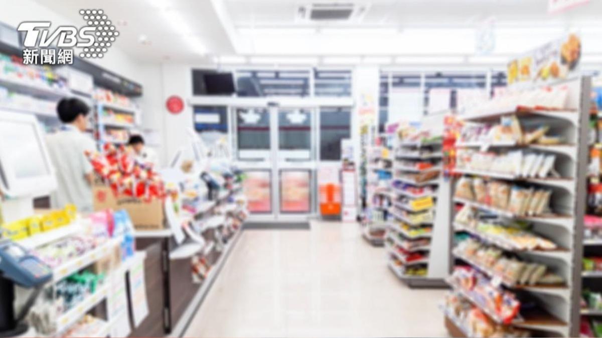 3百萬存款一失誤全沒了!日70歲退休老師慘到超商上大夜班