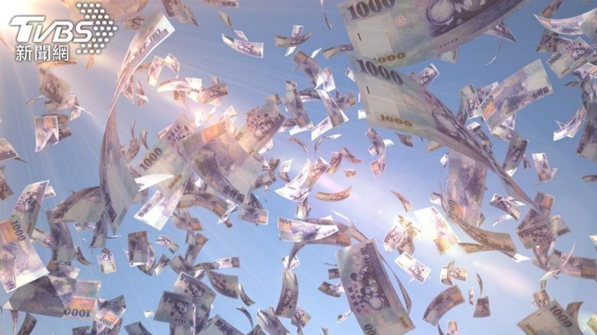 老是存不到錢!3星座花錢不手軟 「這位」只求生活有趣、不怕窮