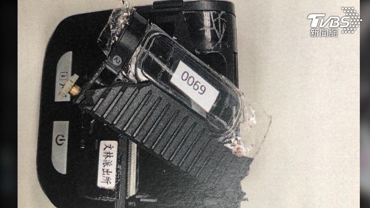 獨/前夫妻酒後鬧事警壓制!男搶警印表機怒摔 遭罰9萬還要賠