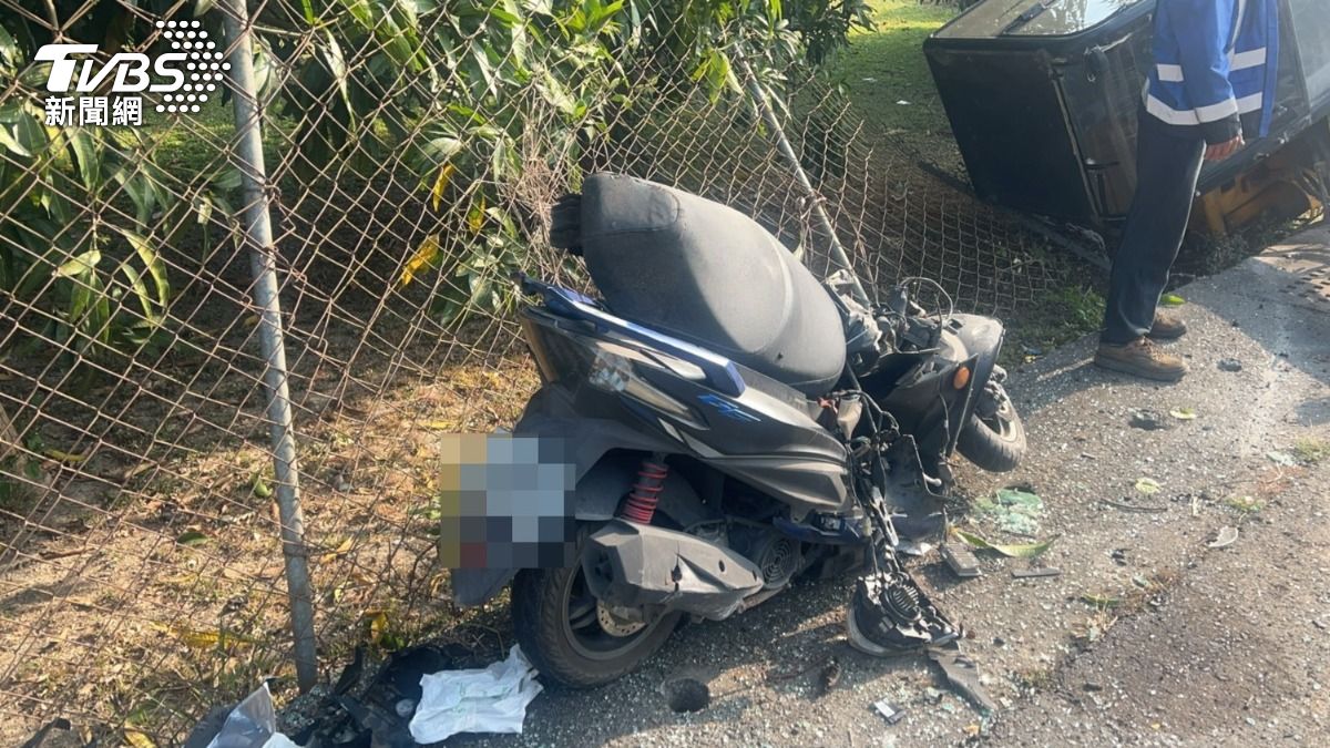 屏東騎士上班路途遭5噸重怪手砸死 留癌妻、3兒女陷困境