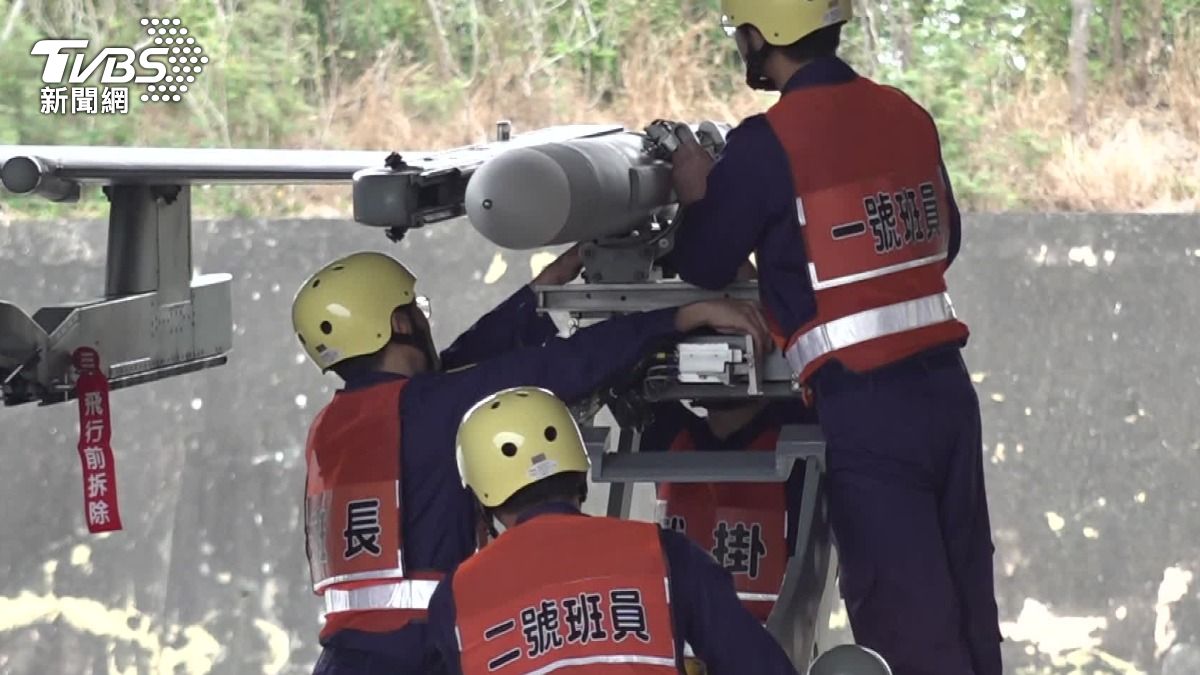 See how fast Taiwan can arm its F-16 fighters for battle