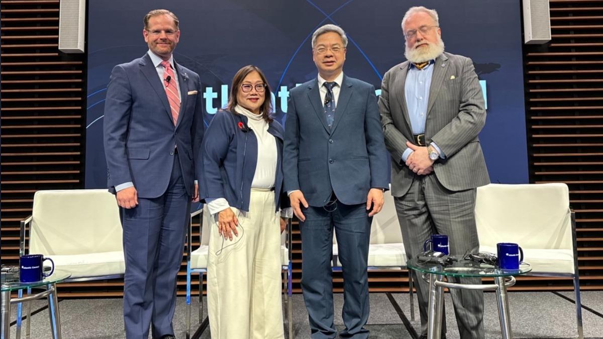 訪華府稱「對美投資2500億不難」 經長龔明鑫:全球供應不斷鏈