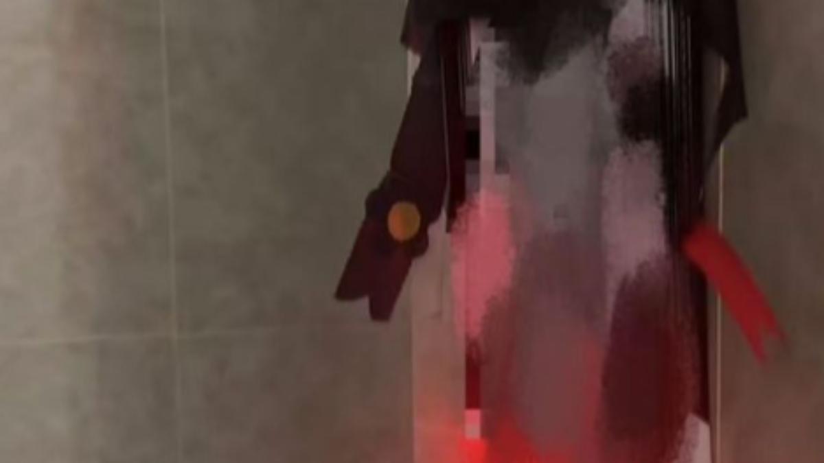 不滿鄰居放鞋架 女子掛婆婆遺照反擊 網:魔法對轟