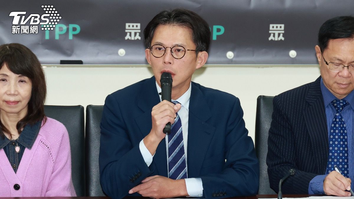 蔡其昌挑戰柯建銘選總召 黃國昌開酸外務多:不常在立院走動