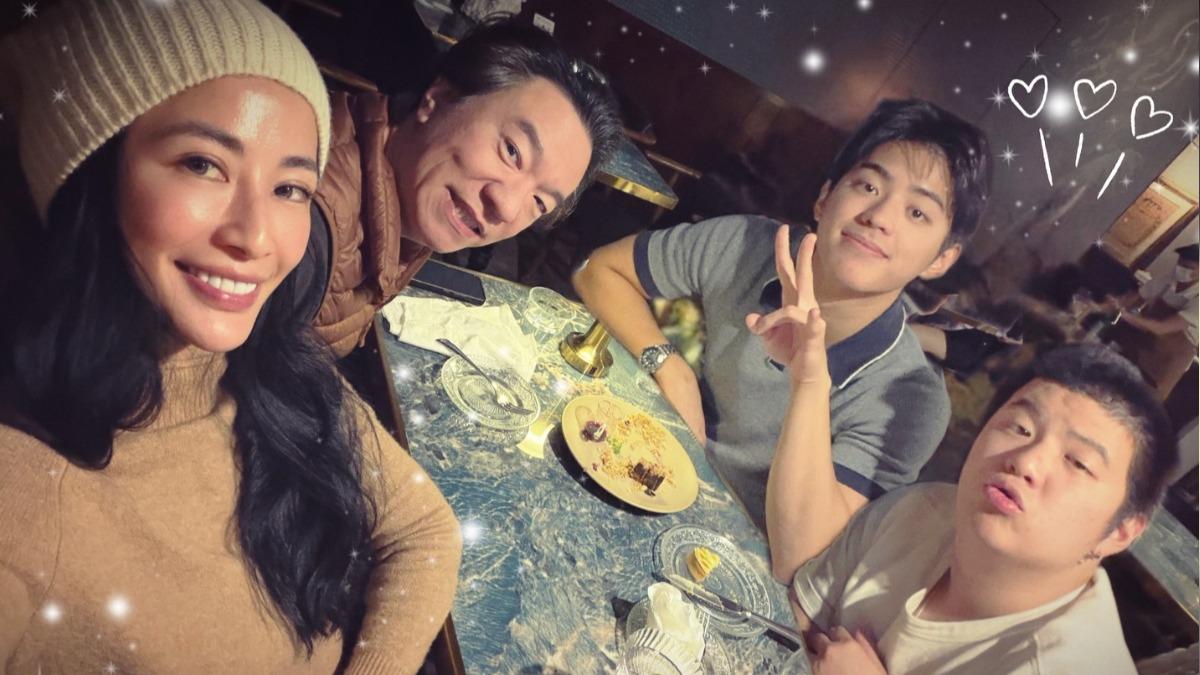 李蒨蓉愛子海底撈打工端盤子!親揭「賺2倍」秘訣 認這國人不給小費