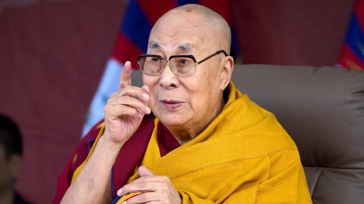 葛萊美／跌破眼鏡！90歲達賴喇嘛拿獎了　打敗美國、法國歌手