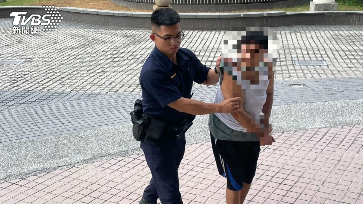 [新聞] 快訊／遭酒醉遊民砸爆頭！高雄女店員「 - 八卦 - PTT.BEST 批踢踢爆文 2