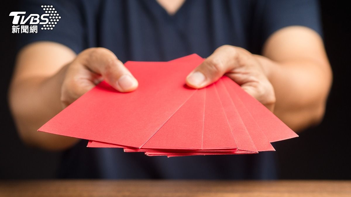 交往僅半年!女友列「長輩紅包清單」2萬1起跳 網友急勸:快逃