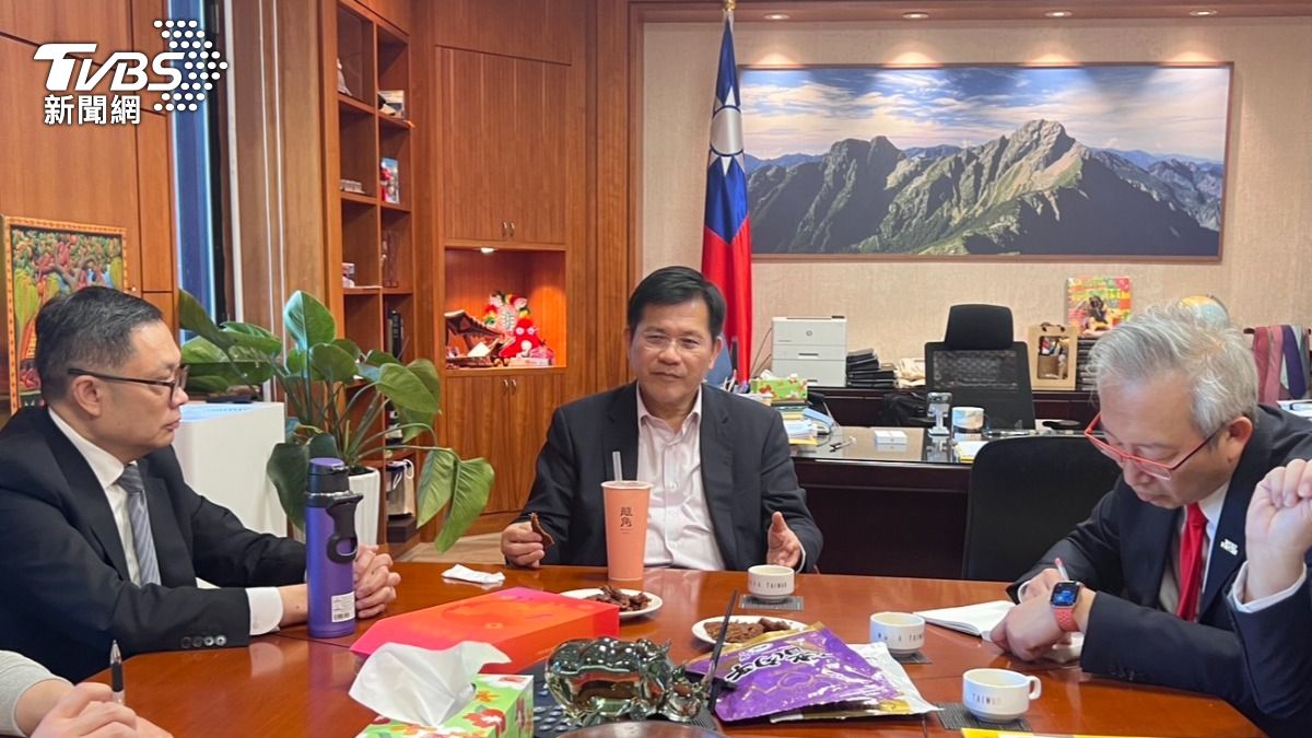 獨家/當外交走進櫃子:一包牛肉乾的共好實驗