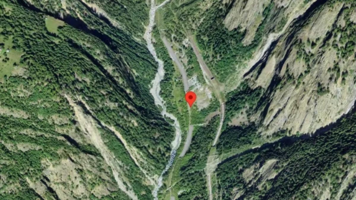 快訊/瑞士驚傳雪崩!列車「遭雪擊中脫軌」 80名乘客生死不明