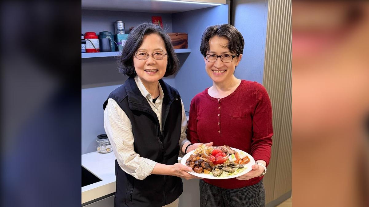 蔡英文「邀她一起吃年夜飯」!蕭美琴發聲:新年快樂