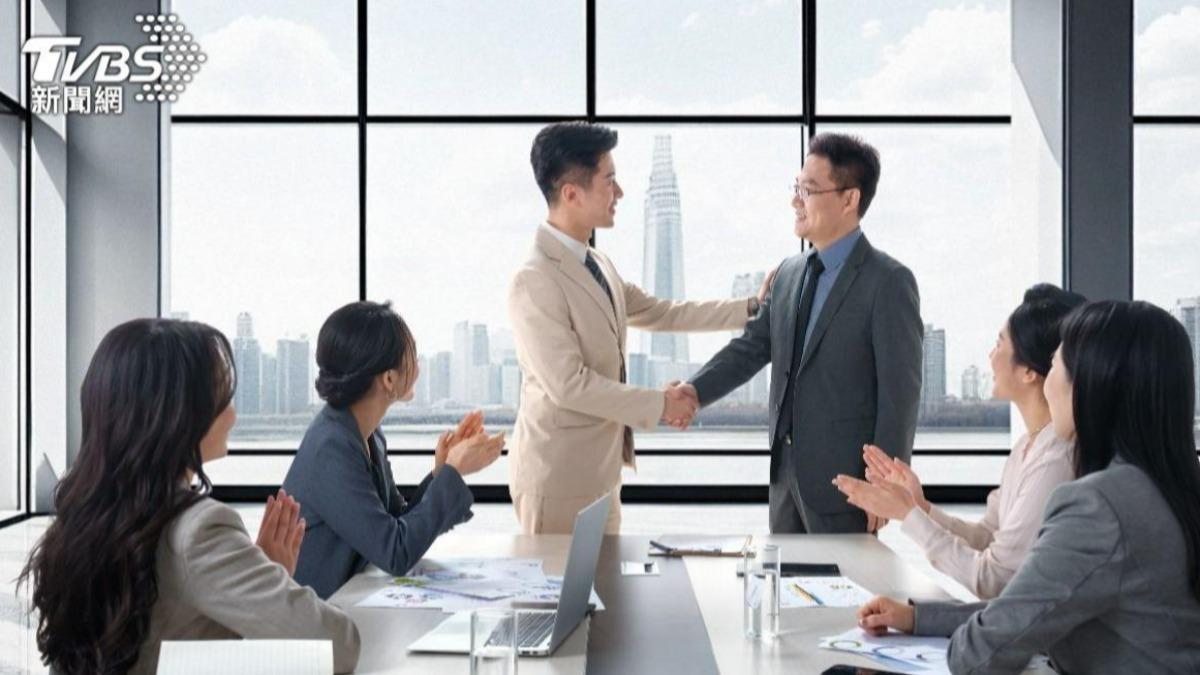 2026運勢翻盤!3生肖「事業運最旺」 他擺脫低迷大翻身