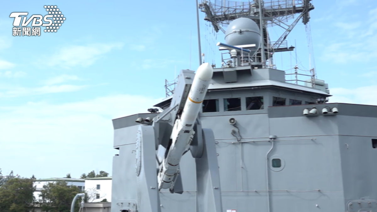 影音/「總統級待遇」看過來!海軍首曝派里級掛載「魚叉戰彈」