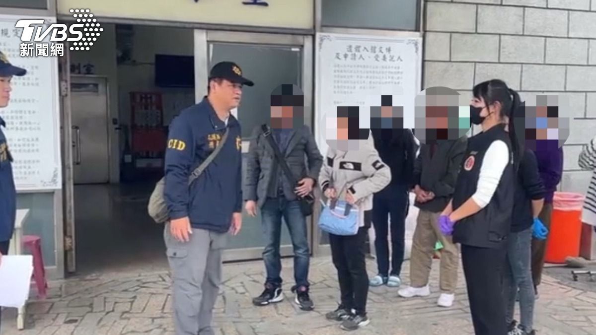 鯉魚潭天鵝船翻覆!醫師世家8歲獨子溺斃 船公司業者5萬交保