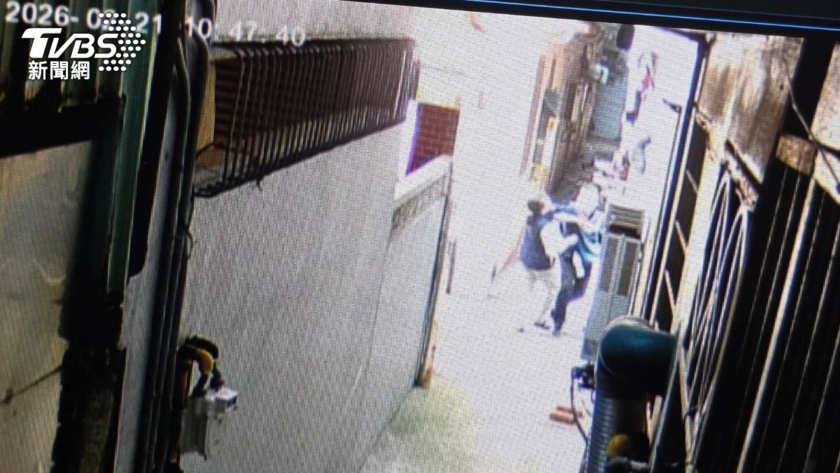 新竹惡鄰亂丟垃圾!婦勸阻慘遭「拳打腳踢」 惡劣行徑全被拍