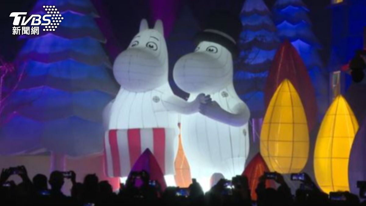 台中燈會「嚕嚕米」吸睛 3天破百萬人潮賞燈