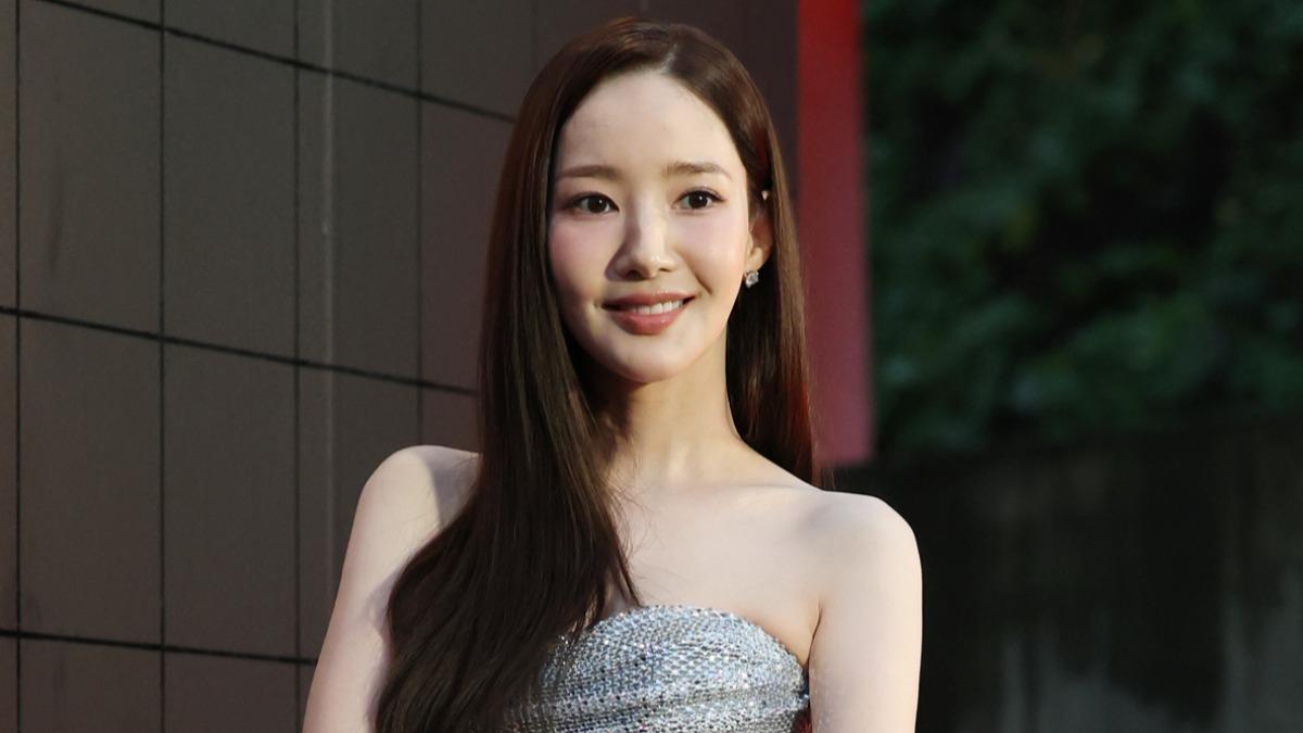 曾瘦到37公斤…朴敏英再為戲發狠斷食! 「家中只剩酒水」每天灌3公升