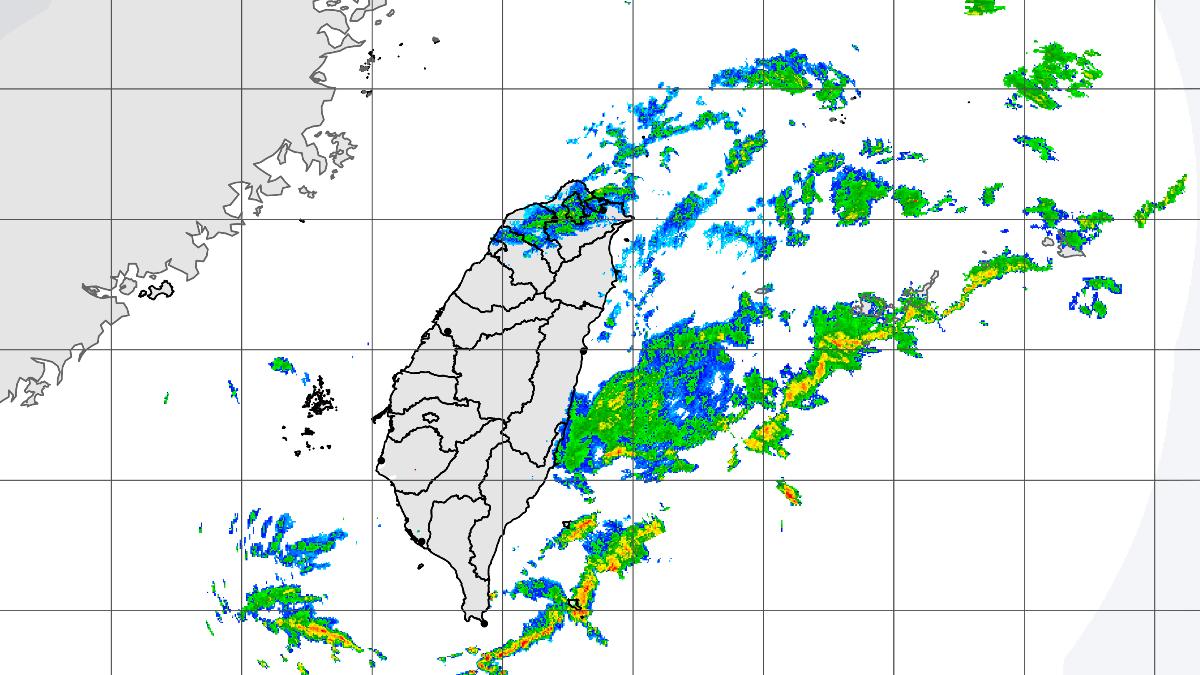 天氣/厚外套先別收!鋒面挾雨報到「春雷狂炸」 北台冷暖大震盪