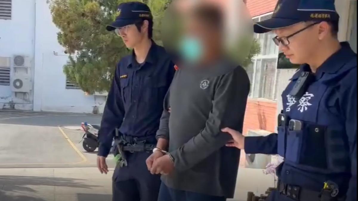 影音/毒品通緝躲2月!通緝男拒捕竟揮拳襲警 慘遭警噴辣椒水壓制