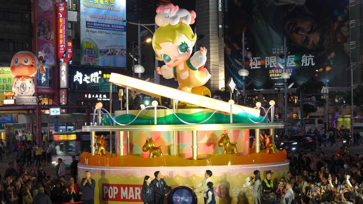2026台北燈節點燈!8公尺Baby Molly超夢幻 5大IP必衝