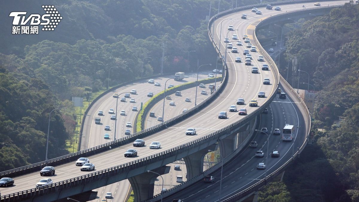 新制3/1上路!開國道注意「這3處」 AI抓違規秒噴9萬