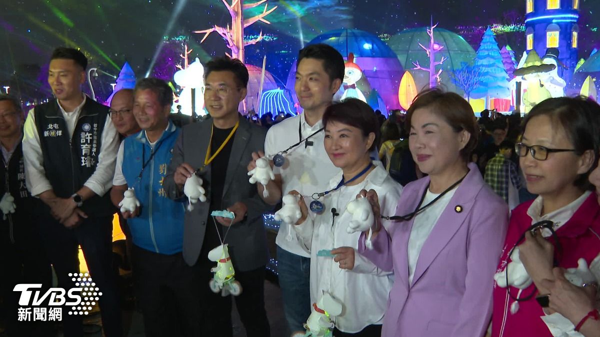 「姆明」中台灣燈會太夯！　蔣萬安見提燈狂喊「好可愛」