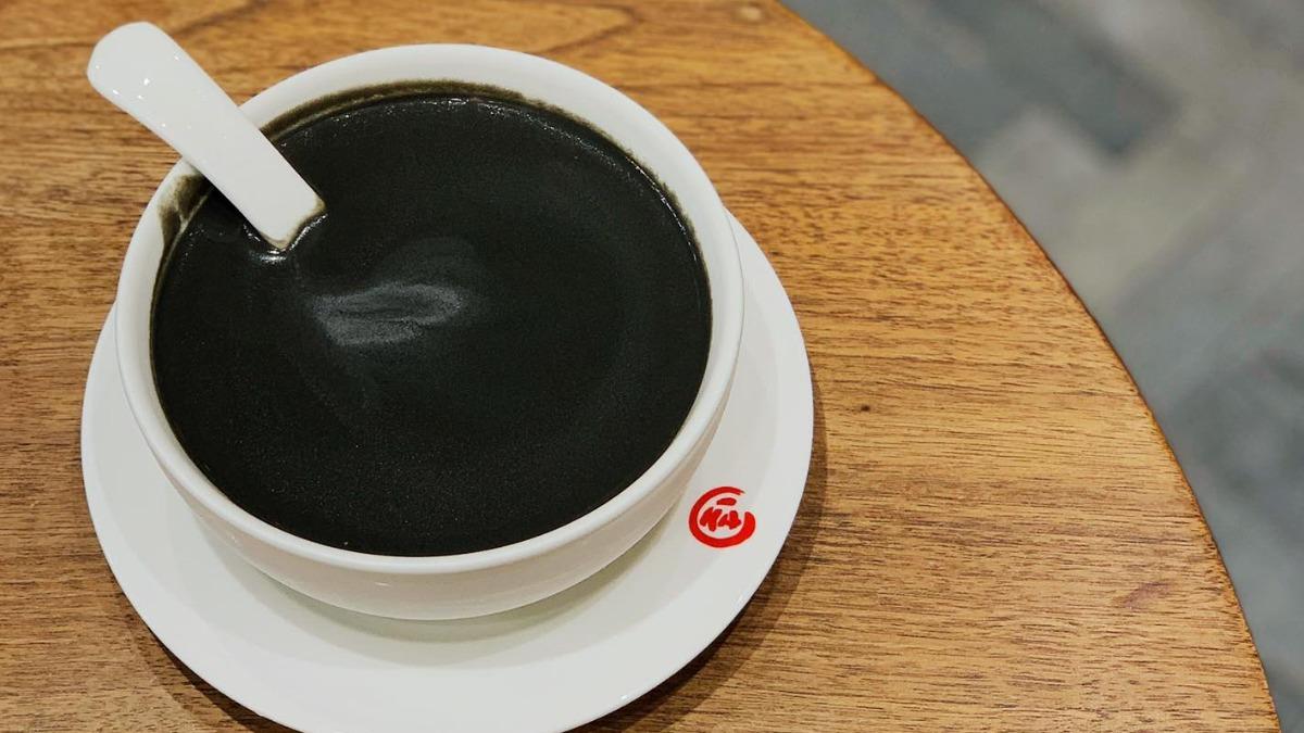 香港知名佳佳甜品又出包！大陸進口黑芝麻「重金屬過量」