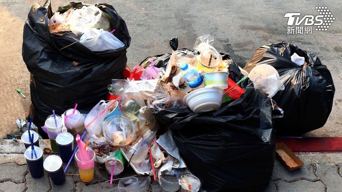 北市擬調升亂丟事業垃圾檢舉獎金 最低4500元