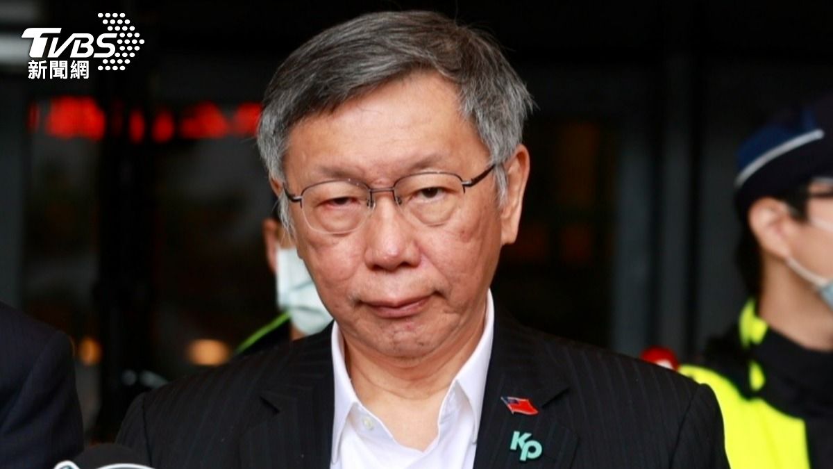 父親過世對年 柯文哲哭了:要爸爸原諒那些害我的人