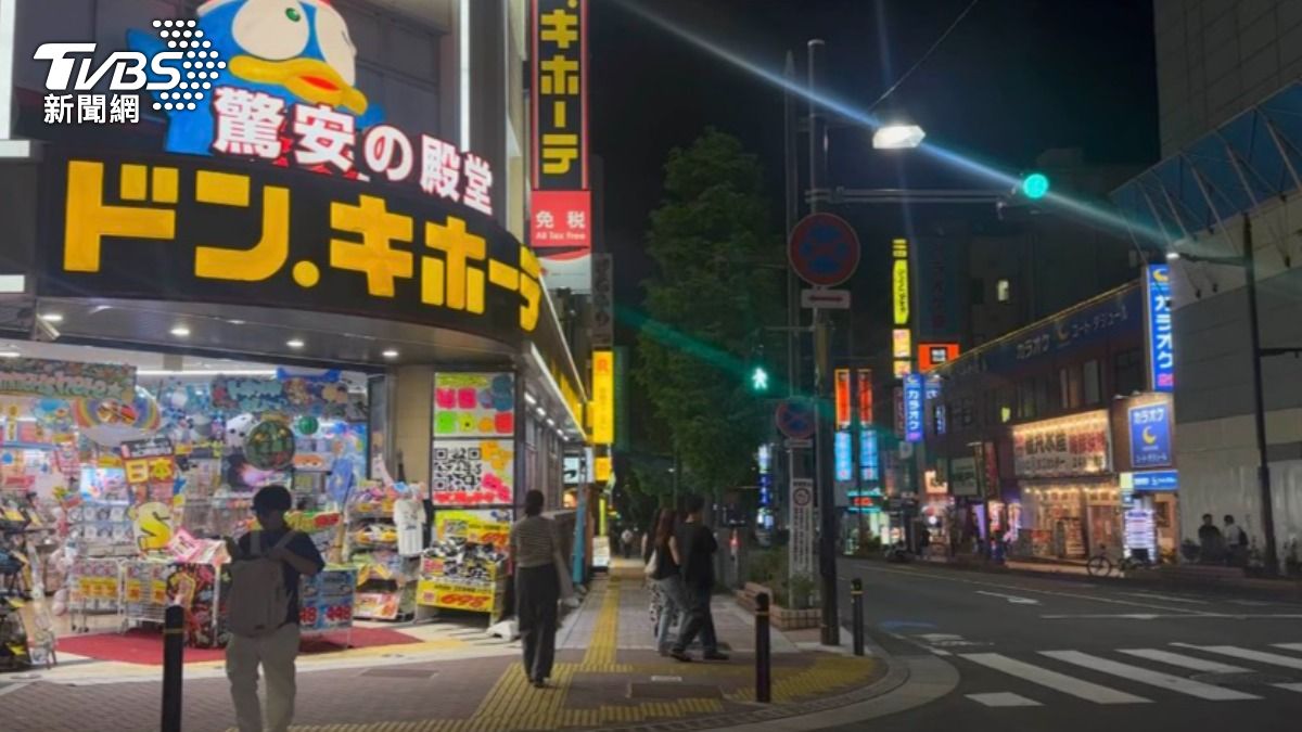 日本藥妝店鎖定觀光客？台女購物被一路緊跟狂推銷「天價商品」