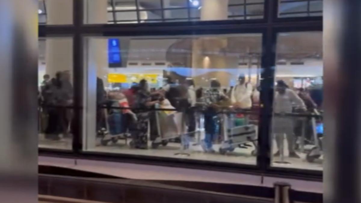 影音/滯留阿布達比「補助有條件」!台旅客自掏4萬 不敢吃早餐