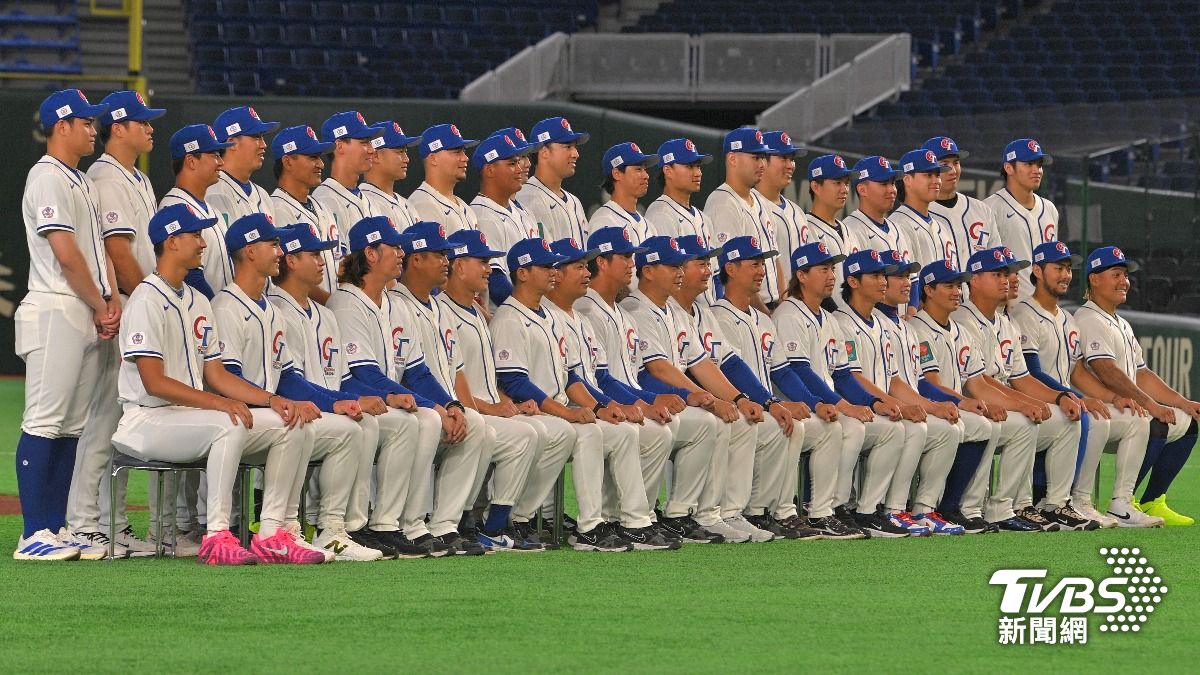 經典賽/東京巨蛋響起周杰倫名曲「擱淺」、「晴天」 中華隊燦笑合影