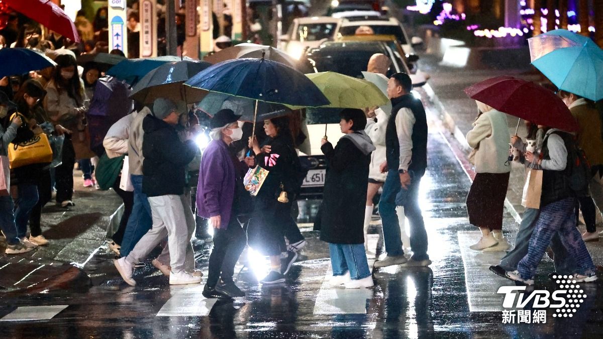 天氣/快閃回暖再急降!3地明晚防大雨