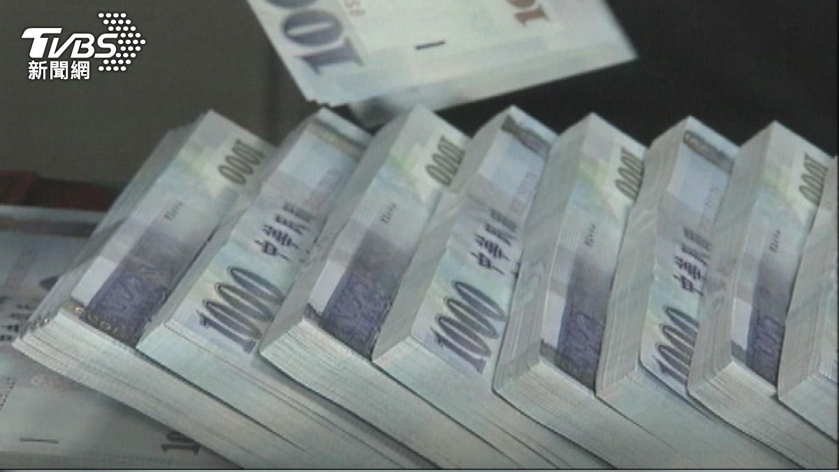 台灣經濟成長率創15年新高 傳產卻淪邊緣人「7成民眾沒感覺」