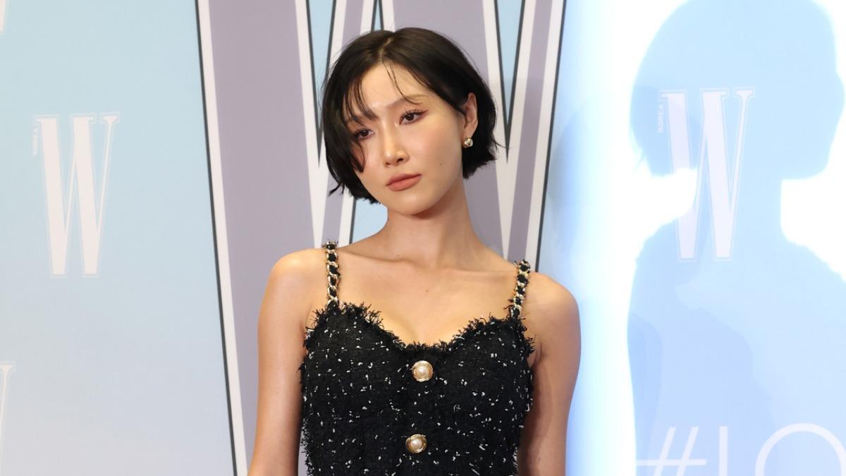 華莎爆分手大12歲企業家! 親吐神曲創作內幕惹心疼:想到就心痛