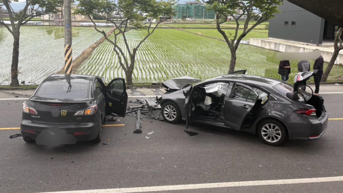 疑超車不慎釀禍!五結溪濱路兩車對撞 5人擦挫傷送醫