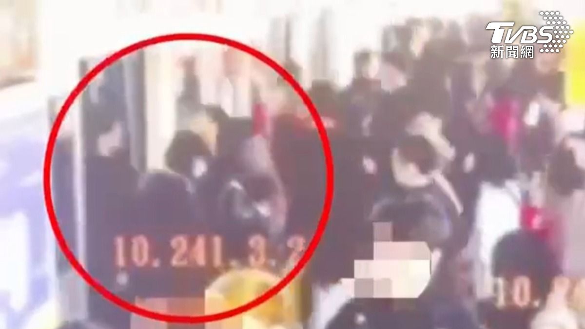 文湖線大亂鬥!女不滿男太大聲爆口角 阿伯「下不了車」怒加戰局