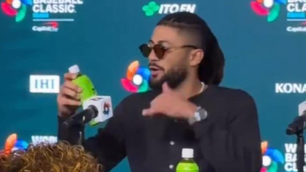 WBC/想搶大谷代言?塔提斯拿伊藤園綠茶比「打給我」網笑翻