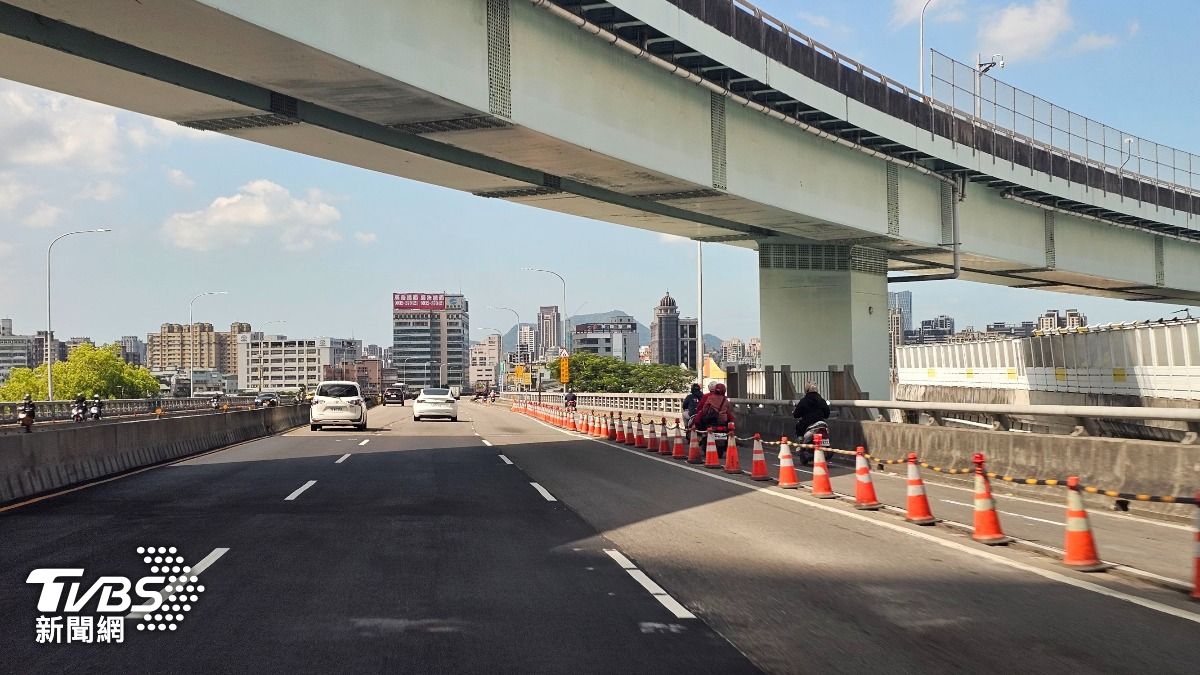 大漢橋交通要變了!機車分隔島拆除 3月起夜間交管到5月底