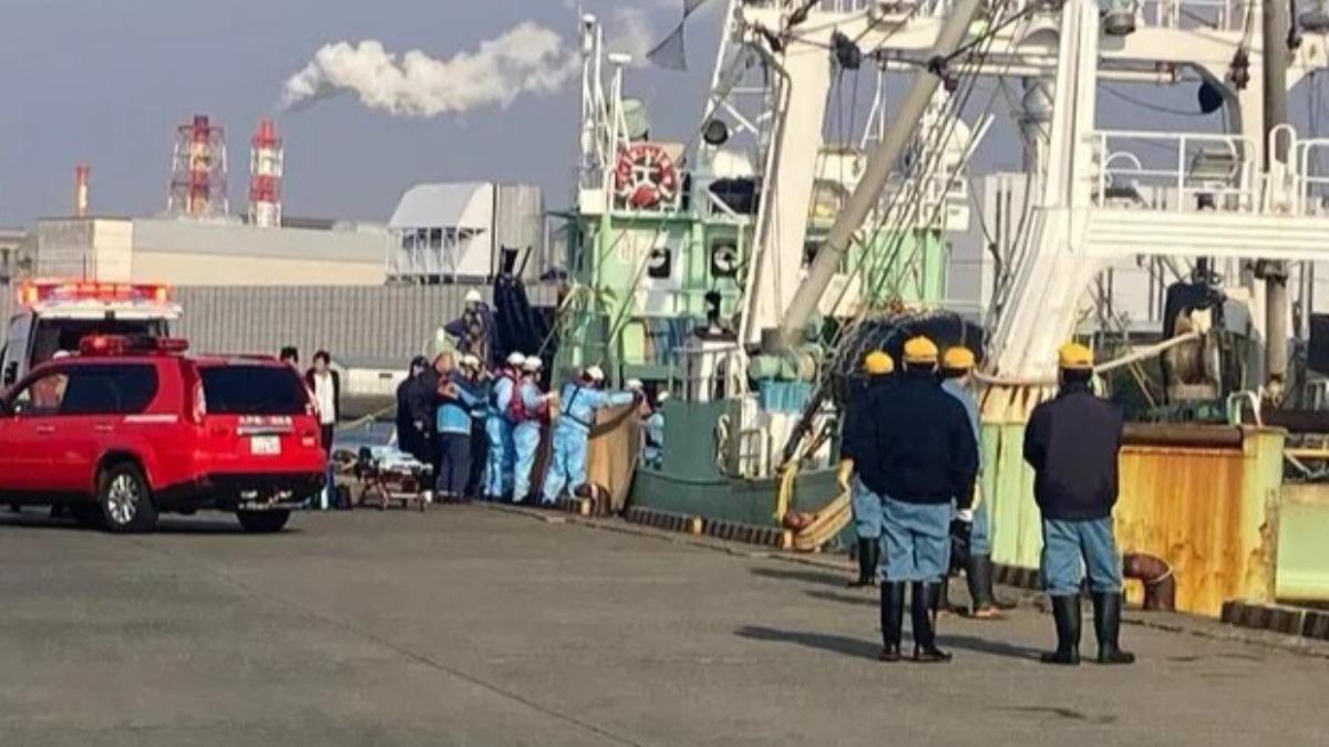 日本青森外海爆船難!漁船、貨輪相撞 13人落海、4人昏迷