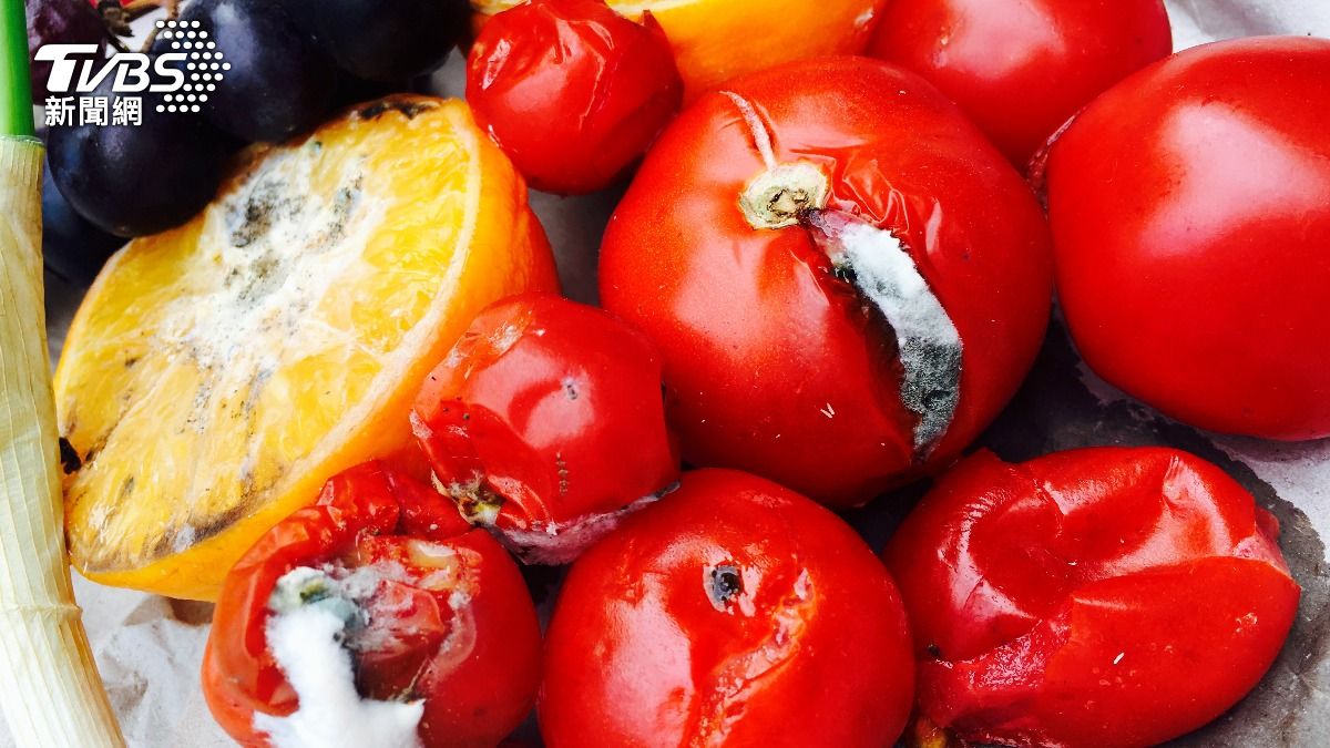 快丟掉!水果出現「3狀況」藏第一級致癌物 營養師:肝會出事