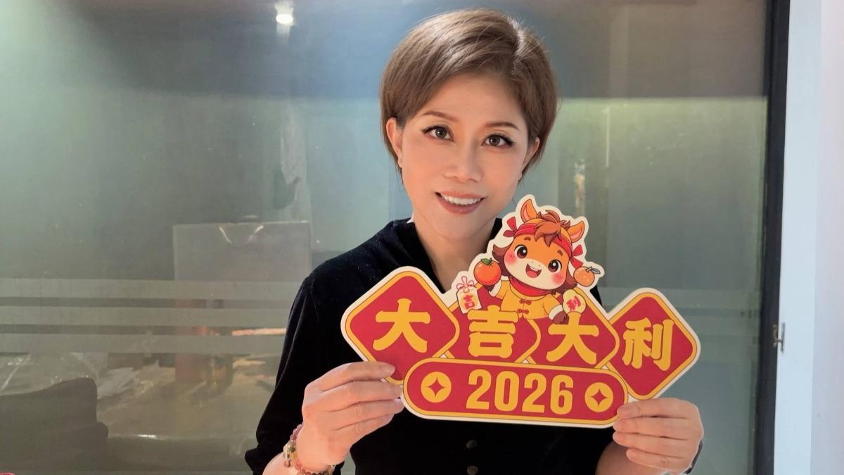 小彤保持乐观心情抗癌。