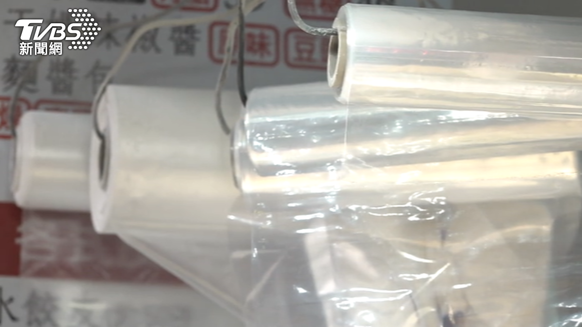 傳塑膠袋買不到!大盤商曝「4/1漲價清單」 經濟部揭亂源是他